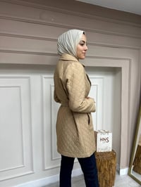 Heddy & Nurcan Çetin 24704 Bej Bağlamalı Kısa Ceket