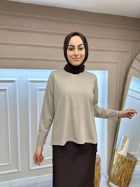 İnvee 6902 Bej Kolu Düz Önü Kısa Arkası Uzun Triko