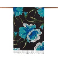İpekevi 06422 Siyah Kır Gülü Desenli İpek Şal