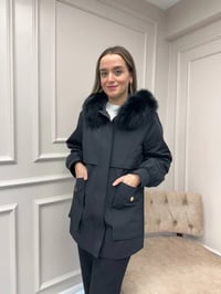 Lisa Exclusive 6030 Siyah Kürklü Trençkot