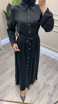 Miss Dalida 3264802 Siyah Beli Büzgülü Gömlek Yaka Uzun Elbise