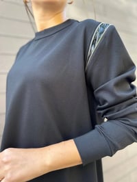 Misswhence 34012 Siyah Omzu Fermuarlı Uzun Tunik