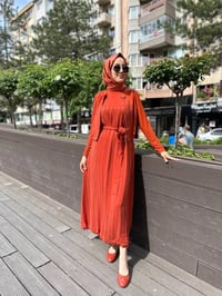 Misswhence 35814 Turuncu İpek Yelekli Elbise