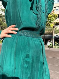 Misswhence 36030 Yeşil Yakası Fırfırlı Etekli Takım