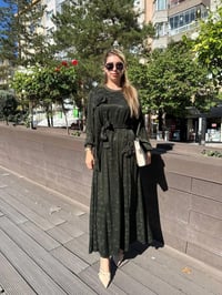 Misswhence 36800 Yeşil Kendinden Desenli Elbise
