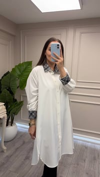 Misswhence 40301 Beyaz Yaka Detaylı Gömlek