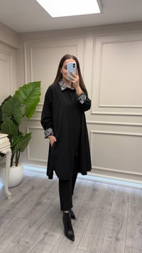 Misswhence 40301 Siyah Yaka Detaylı Gömlek