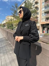 MY312 24S4229 Siyah Kolu Dantelli Ceket