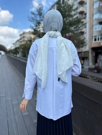 MY312 24S8216 Beyaz İşlemeli Tunik