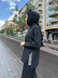 MY312 24S8216 Siyah İşlemeli Tunik