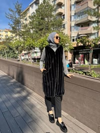 Ncl 23505 Siyah Peluş Boyuna Çizgili Yelek