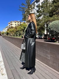 Noi 74316 Siyah Deri Arkası Kemerli Kap