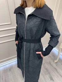 Nuss Triko 26Y6047 Siyah Yanları Yırtmaçlı Kap