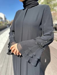 Qeffa Q158 Siyah Kolları Taş Detaylı Ferace