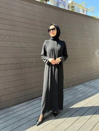 Qeffa Q161 Siyah Arkası Ve Kolu Taşlı Ferace