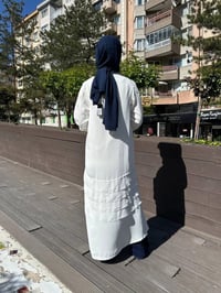 RedShow 25110 Beyaz Eteği Fırfır Detaylı Ferace