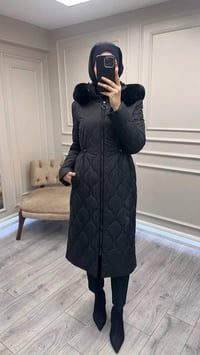 Trenç 5628 Siyah Soğan Desenli Şişme Kaban