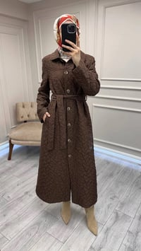 Trenç 5947 Kahve Uzun Kapitone Kuşaklı Kaban