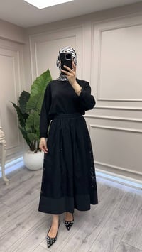 Yusuf Özdemir 1643 Siyah Brode Etek