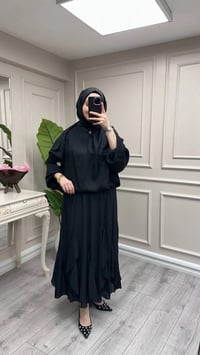 Yusuf Özdemir 26Y1631 Siyah Fırfırlı Etek
