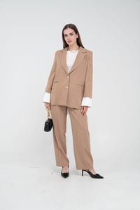 Asimetrik Kesim Gömlek Detaylı Blazer Ceket Pantolon Takım K8013 Kahve