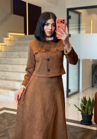 Fırfır Detaylı Süet Ceket ve Etek İkili Takım K8089 TABA