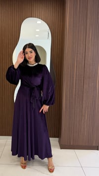 Taş İşlemeli Yaka Kruvaze Kesim Kadife Uzun Elbise K8049 İndigo