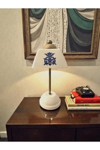 Elegance Serisi Porselen Abajur – Dekoratif Masa Lambası Desen No:1- Şarjlı