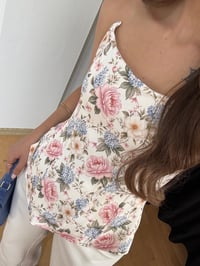 Pastel çiçekli bluz ekru