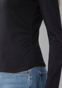 Mavi UZUN KOLLU MODELLİ PENYE Siyah Siyah Kadın T-Shirt M1614123-900