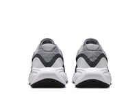 Nike NIKE REVOLUTION 8 Gri Erkek Koşu Ayakkabısı