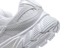 Nike W NIKE V5 RNR Beyaz Kadın Günlük Spor Ayakkabı