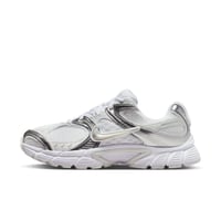 Nike W NIKE V5 RNR Beyaz Kadın Günlük Spor Ayakkabı