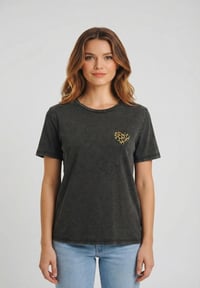 Only ONLLUCY S/S EMB. TOP BOX CC CS JRS Siyah Kadın T-Shirt 15366076