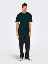Only&Sons ONSPERRY FLOWER LIFE AOP REG SS TEE Yeşil Erkek T-Shirt 22034323