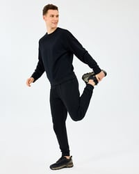 Skechers M Essential Crewneck Sweatshirt Siyah Erkek Sweatshirt S2610015-3817