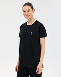 Skechers W Crew Neck Graphic Tee T-Shirt Siyah Kadın T-Shirt S221482-3817