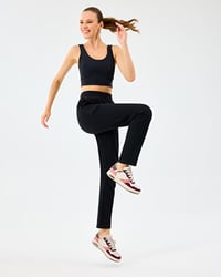 Skechers W Essential Slim Sweatpant Siyah Kadın Eşofman Alt S2520289-3817