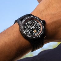 breitling-yetkili-bayi-ironman-finisher-breitlight-erkek-saat