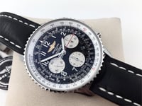 Breitling Navitimer 01 AB012012/BB02/435X Erkek Saati