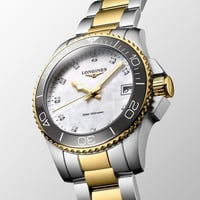 Longines Hydroconquest 32 mm L3.370.3.87.6 Kadın Saati