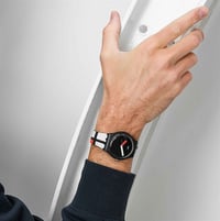 Swatch SUOZ344 Red Blue and White Unisex Kol Saati