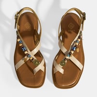 Bej Kadın Toka Detaylı Aksesuarlı Deri Sandalet