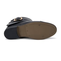 Deny Siyah Kadın Bot