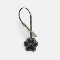 Gri Pati Figürlü Deri Charm