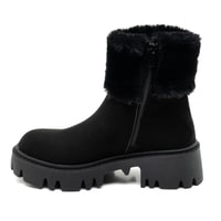 Holly Siyah Kadın Bot