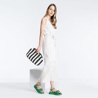 Itala Beyaz Kadın Yuvarlak Yakalı Perforeli Deri Bluz