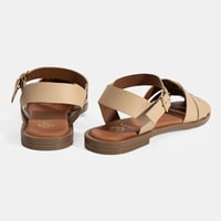 Kadın Bej Ayarlanabilir Tokalı Deri Sandalet