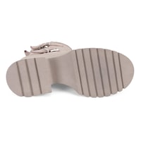 Kadın Bej Kemer Aksesuarlı Topuklu Deri Bot