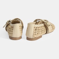 Kadın Bej Metal Toka Aksesuarlı Örgü Babet